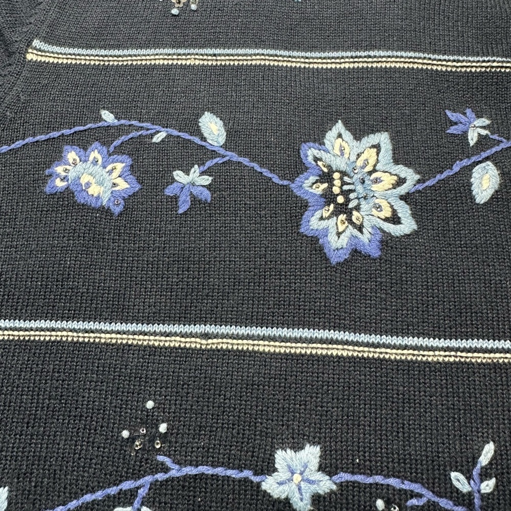 Alfred‎ Dunner Womens Embroidered Floral Blue Short Sleeve Pullover Sweater - Picture 11 of 11